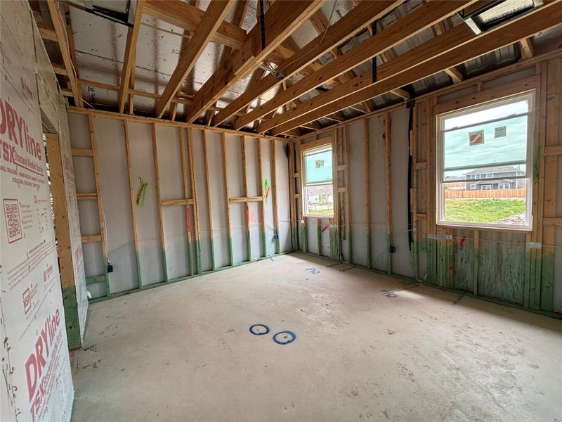 Spacious, unfurnished interior of a new home in Covered Bridge, Hutto (Image 21).