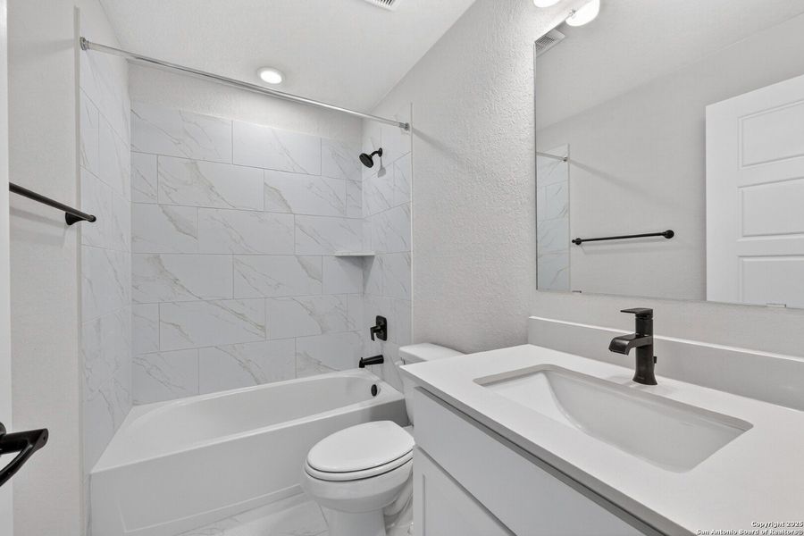 Furnished interior view inside a new home in , New Braunfels (Image 10). Furnished interior view inside a new home in , New Braunfels (Image 10).