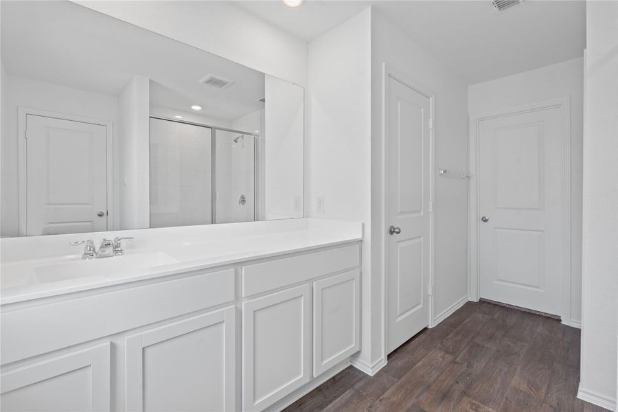 Furnished interior view inside a new home in Valverde, Bastrop (Image 6).
