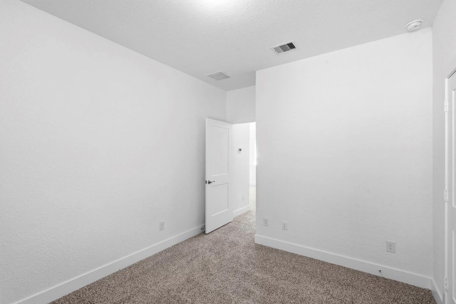 Spacious, unfurnished interior of a new home in Emory Glen, Magnolia (Image 22).