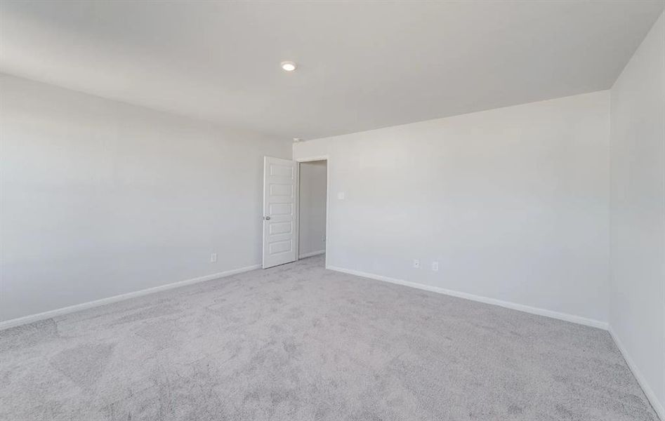 Spacious, unfurnished interior of a new home in Still Water Lake, Godley (Image 7).