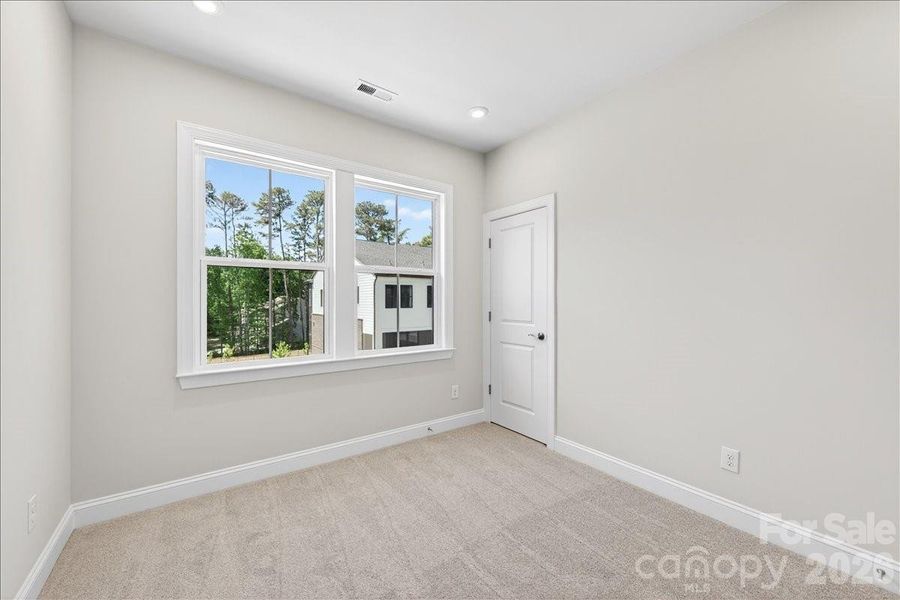 Secondary bedroom