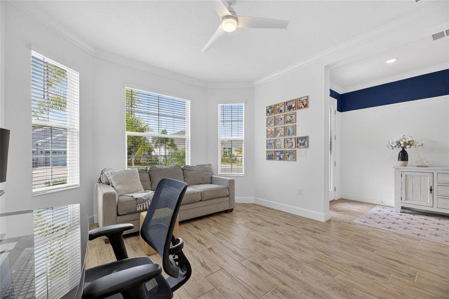Furnished interior view inside a new home in , Apollo Beach (Image 17).