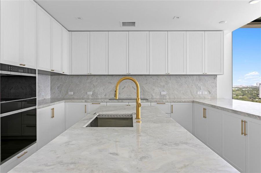 Furnished interior view inside a new home in , Tampa (Image 1).