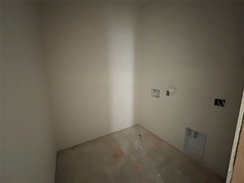 Spacious, unfurnished interior of a new home in Berry Creek Highlands, Georgetown (Image 12).