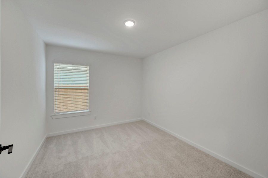 Spacious, unfurnished interior of a new home in Summerview, Fulshear (Image 22). Spacious, unfurnished interior of a new home in Summerview, Fulshear (Image 22).