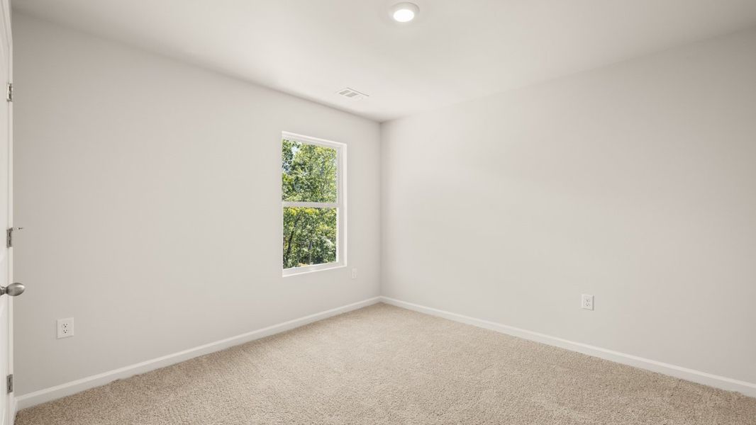 Spacious, unfurnished interior of a new home in Rolling Meadows, Jasper (Image 27).