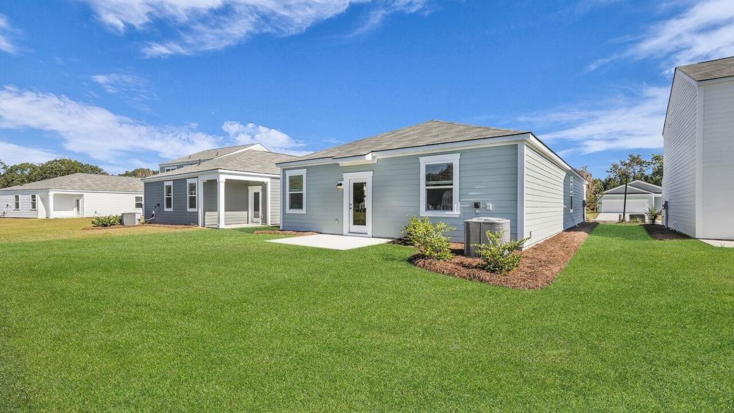 Exterior details and patio area of a home in The Oaks at Center Station, Hollywood (Image 23).
