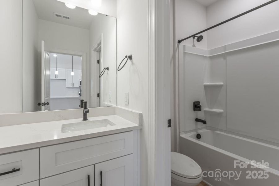 Guest Bathroom Guest Bathroom