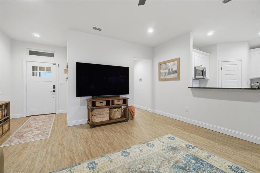 Furnished interior view inside a new home in , Abilene (Image 18).