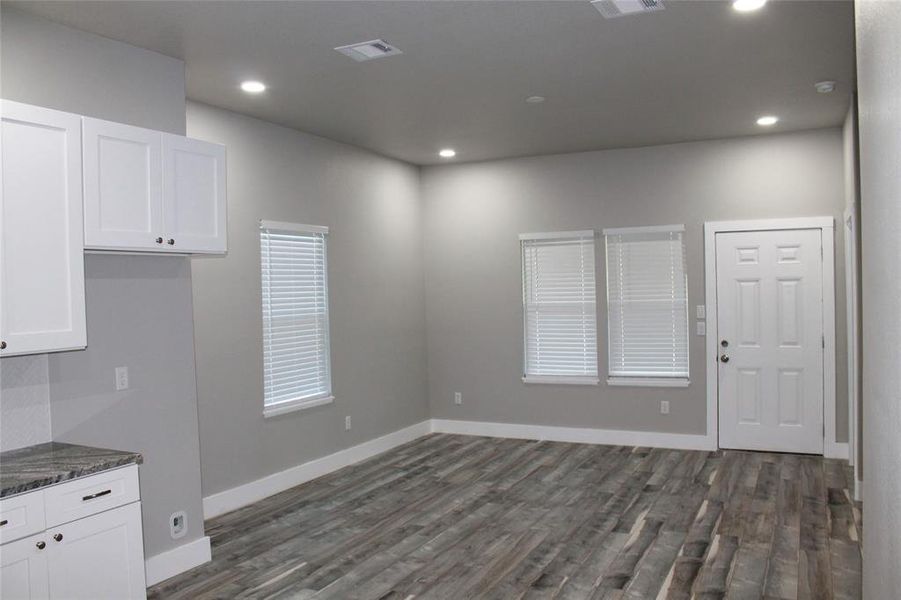Spacious, unfurnished interior of a new home in , Alvord (Image 15).