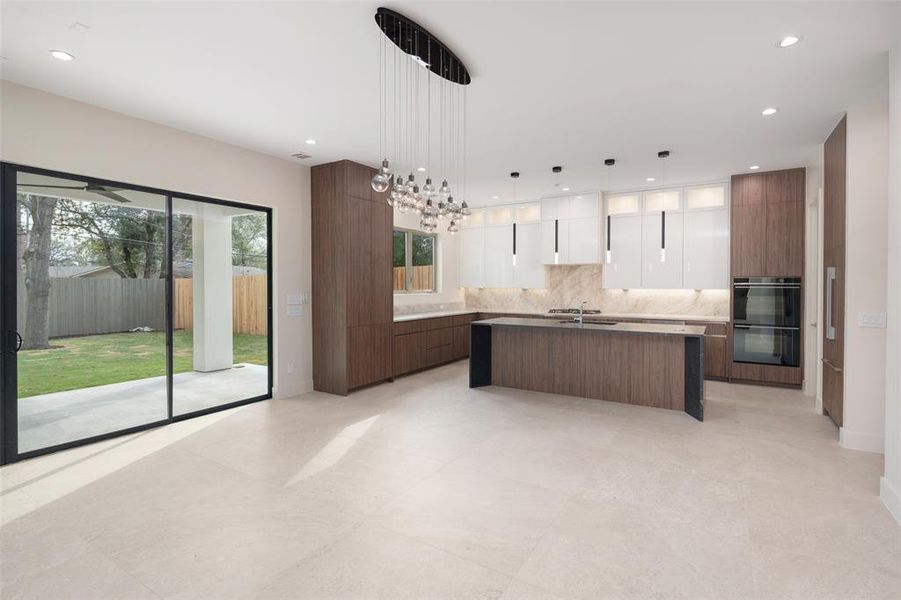 Furnished interior view inside a new home in , Dallas (Image 5).