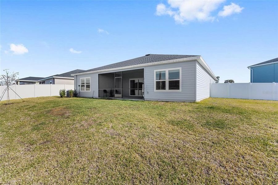 Exterior details and patio area of a home in , Ocala (Image 29).