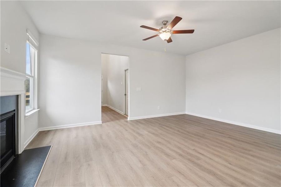Spacious, unfurnished interior of a new home in Abbotts Crossing, Conyers (Image 35).