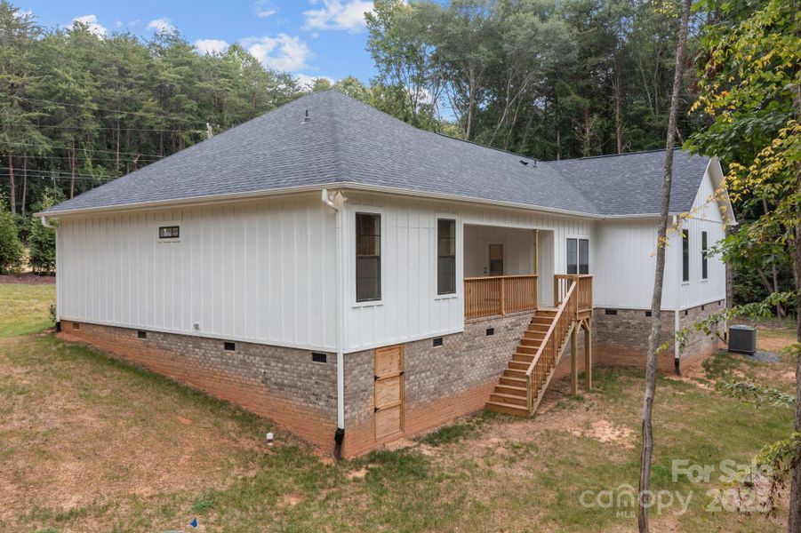 Front exterior of a new home in , Catawba, NC, highlighting curb appeal (Image 25).