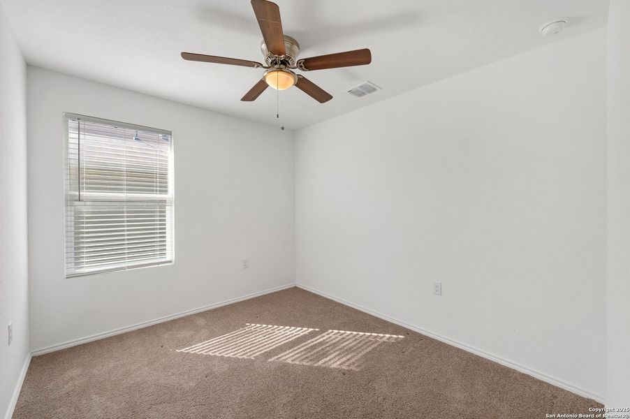 Spacious, unfurnished interior of a new home in , San Antonio (Image 19).