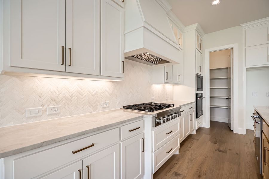 Plan 1641 Kitchen Representative Photo