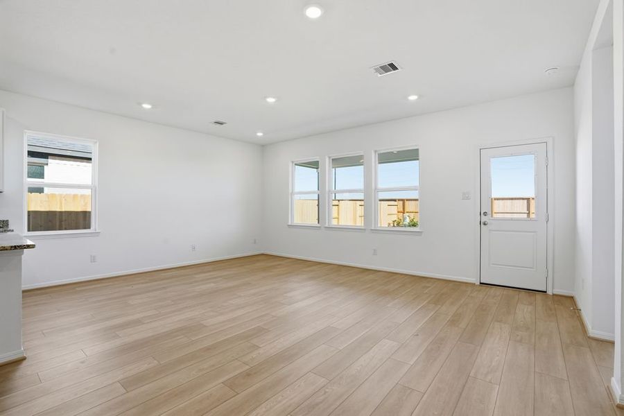 Spacious, unfurnished interior of a new home in Brookewater 45s, Rosenberg (Image 14). Spacious, unfurnished interior of a new home in Brookewater 45s, Rosenberg (Image 14).