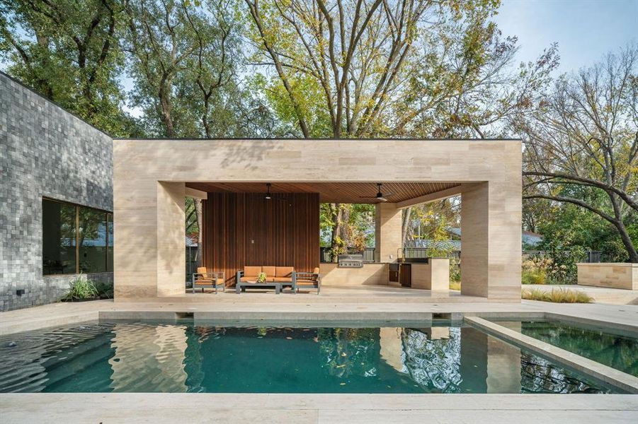 Image 29 of a home in .