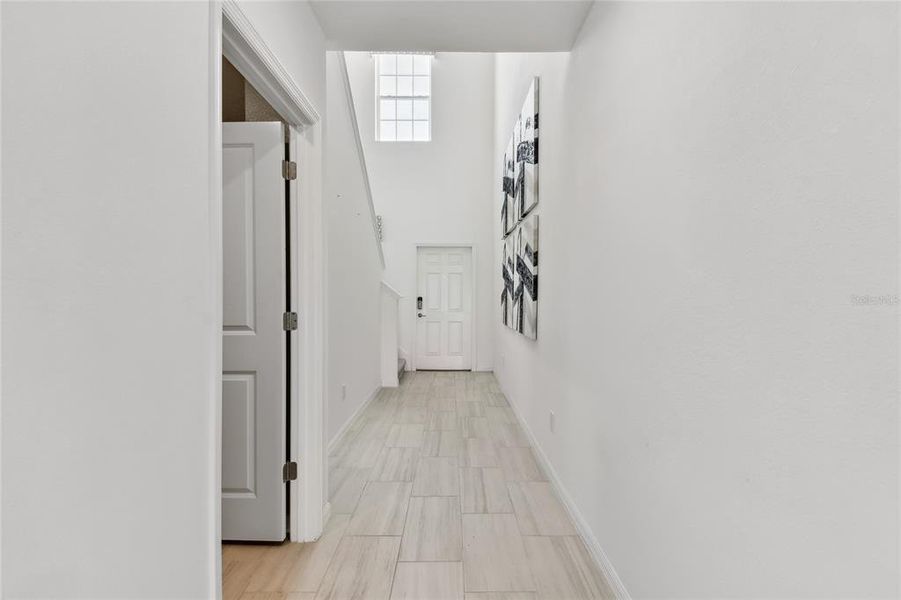 Spacious, unfurnished interior of a new home in , San Antonio (Image 29).