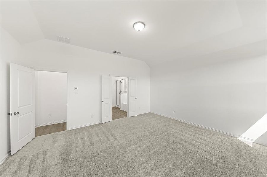 19. 1322 Parkdale - Primary (2) 19. 1322 Parkdale - Primary (2)