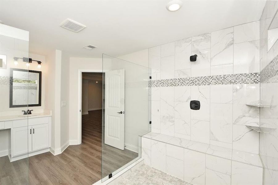 Furnished interior view inside a new home in , Dallas (Image 10).