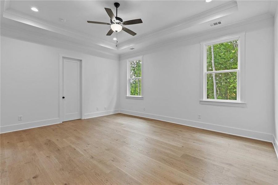 Spacious, unfurnished interior of a new home in , Buford (Image 29).