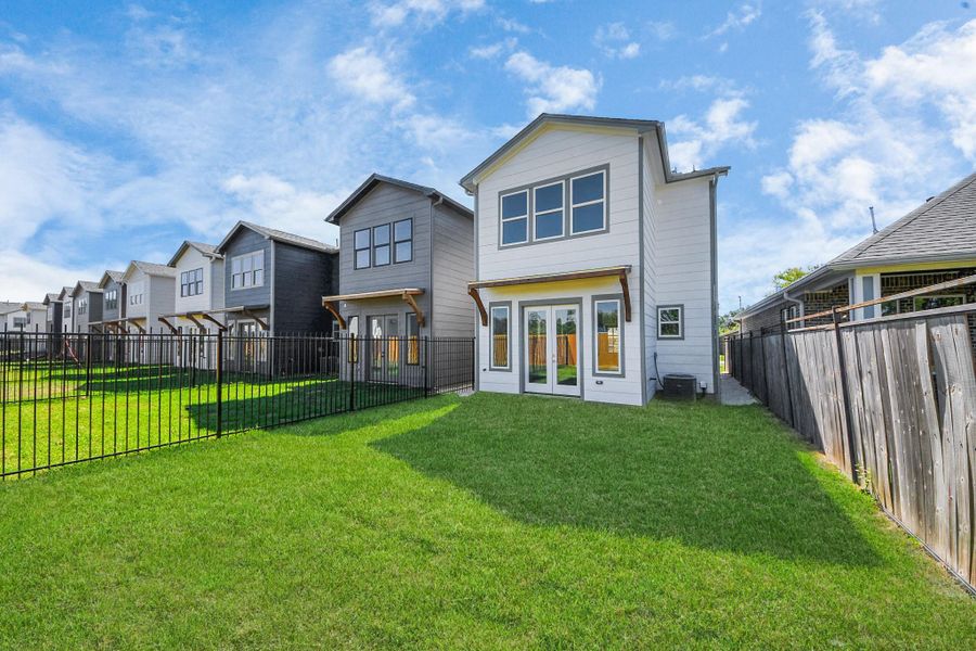Exterior details and patio area of a home in , Houston (Image 25). Exterior details and patio area of a home in , Houston (Image 25).