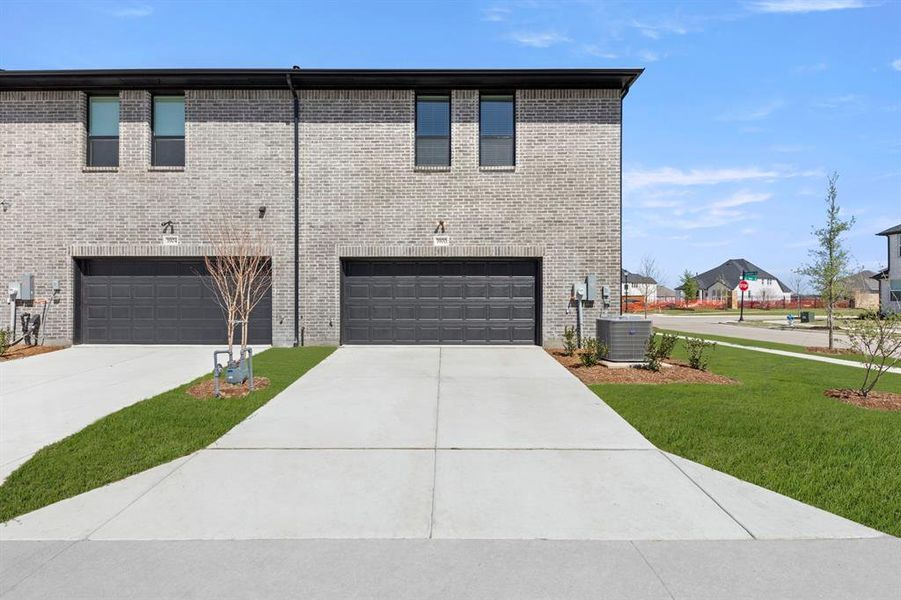 26. 3900 Keya - Back