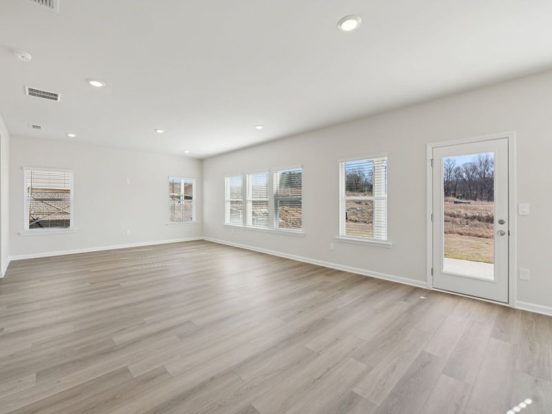 Spacious, unfurnished interior of a new home in Preserve at Mountain Creek, Pendergrass (Image 12).