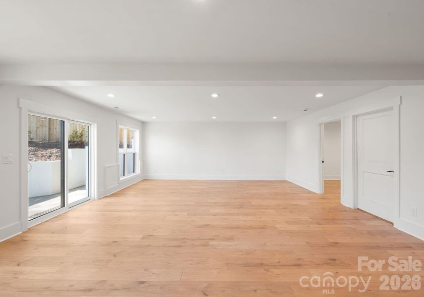 Spacious, unfurnished interior of a new home in , Charlotte (Image 39).