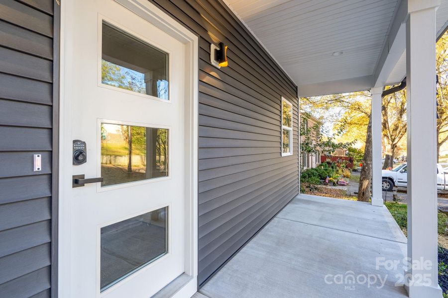 Exterior details and patio area of a home in , Kannapolis (Image 4).