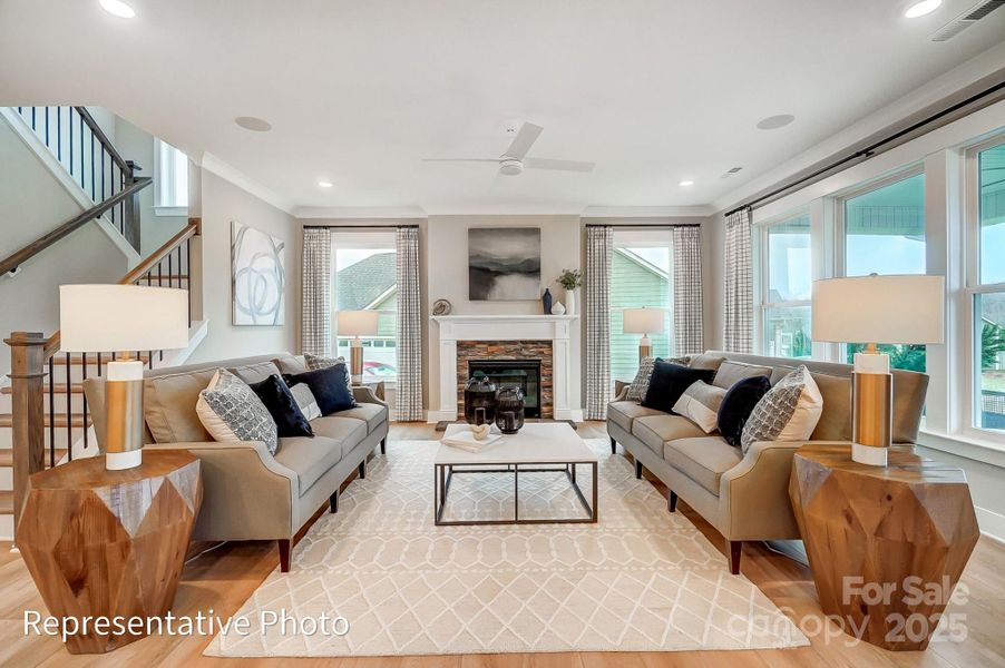 Image 4 of a home in Robinson Oaks.