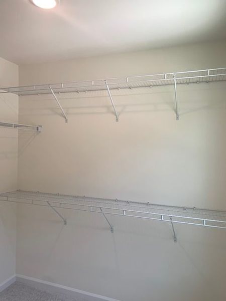 Spacious, unfurnished interior of a new home in Avondale, Greensboro (Image 20).