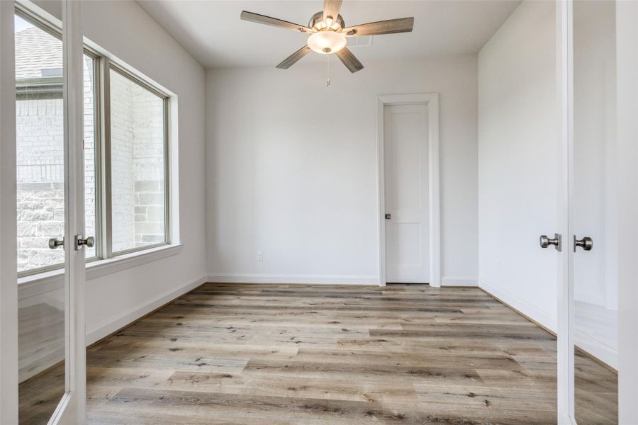 Spacious, unfurnished interior of a new home in , Sealy (Image 18).