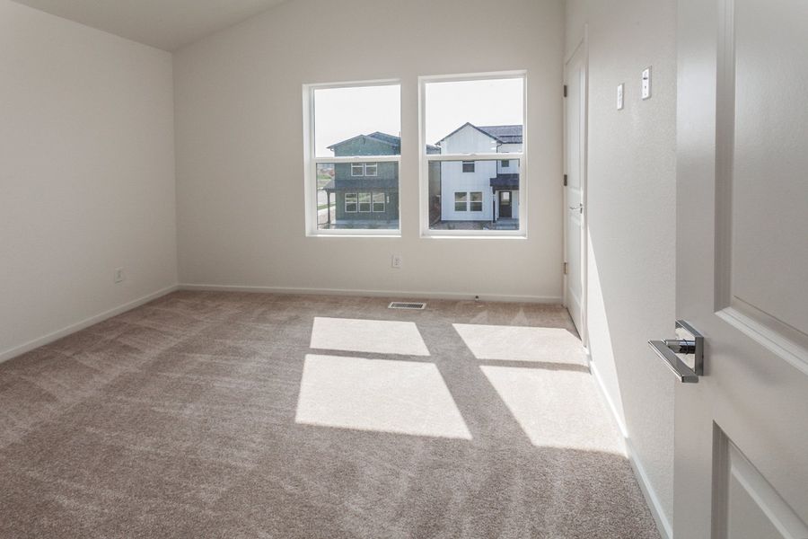 Spacious, unfurnished interior of a new home in Prairie Song, Windsor (Image 28). Spacious, unfurnished interior of a new home in Prairie Song, Windsor (Image 28).
