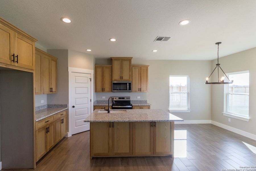 Furnished interior view inside a new home in , La Vernia (Image 7).