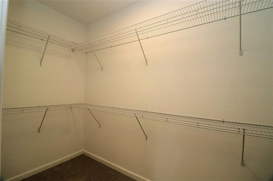 Spacious, unfurnished interior of a new home in , Carrollton (Image 21).