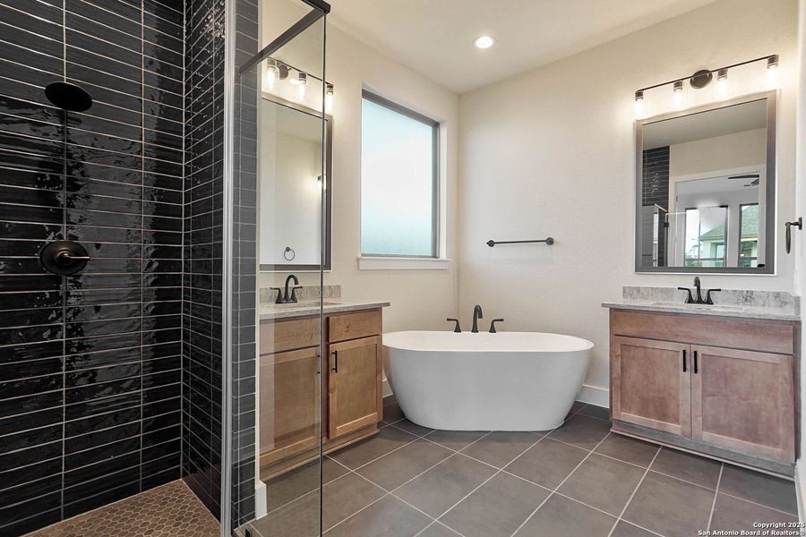 Furnished interior view inside a new home in Legacy at Lake Dunlap, New Braunfels (Image 7). Furnished interior view inside a new home in Legacy at Lake Dunlap, New Braunfels (Image 7).