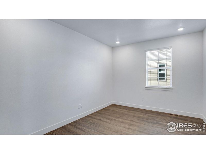 Spacious, unfurnished interior of a new home in Vantage, Berthoud (Image 27).