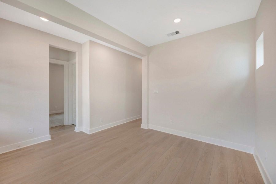 Spacious, unfurnished interior of a new home in Two Step Farm - Landmark Row Collection, Montgomery (Image 22).