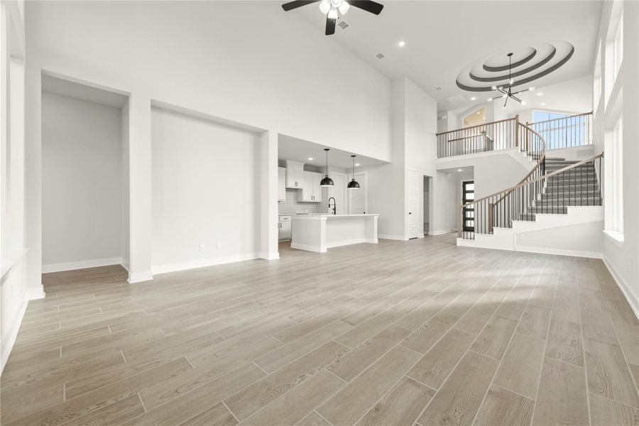 Representative image. Features, specifications, selections and colors may vary.