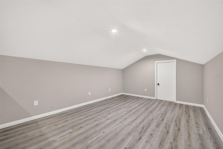 Spacious, unfurnished interior of a new home in , Boling (Image 27). Spacious, unfurnished interior of a new home in , Boling (Image 27).