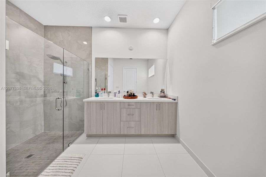 Furnished interior view inside a new home in , Immokalee (Image 42).