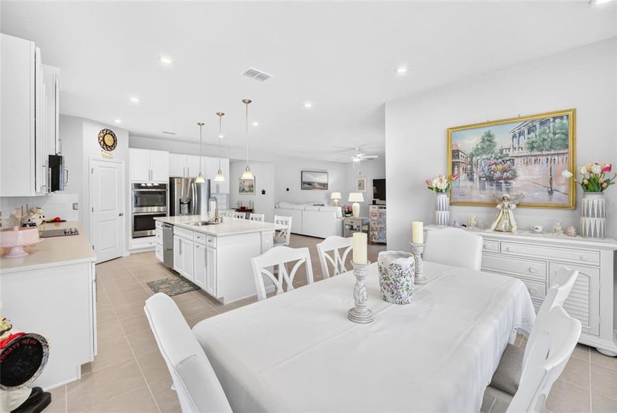 Furnished interior view inside a new home in , Ocala (Image 18).
