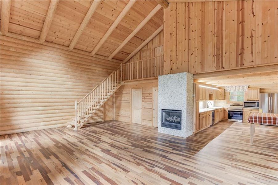 Image 33 of a home in .