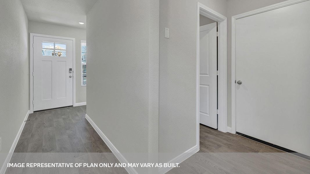 Spacious, unfurnished interior of a new home in Whisper South, San Marcos (Image 18). Spacious, unfurnished interior of a new home in Whisper South, San Marcos (Image 18).