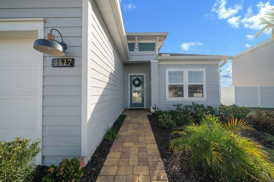 Exterior details and patio area of a home in , Ocala (Image 3).