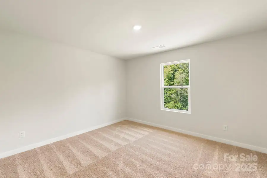 Spacious, unfurnished interior of a new home in Knights Bridge, Richburg (Image 7).