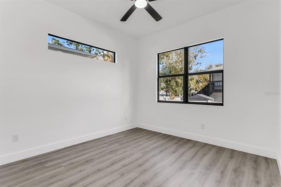 Spacious, unfurnished interior of a new home in , Tampa (Image 22).